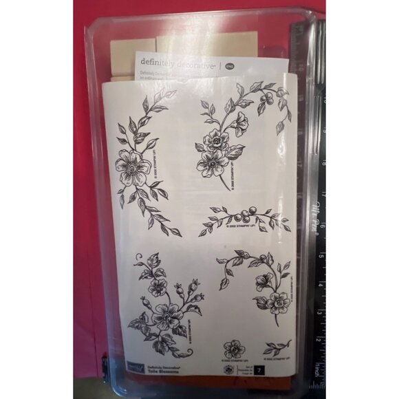 2002 Stampin' Up! Definitely Decorative Toile Blossoms 2 step UnMounted - Picture 2 of 3